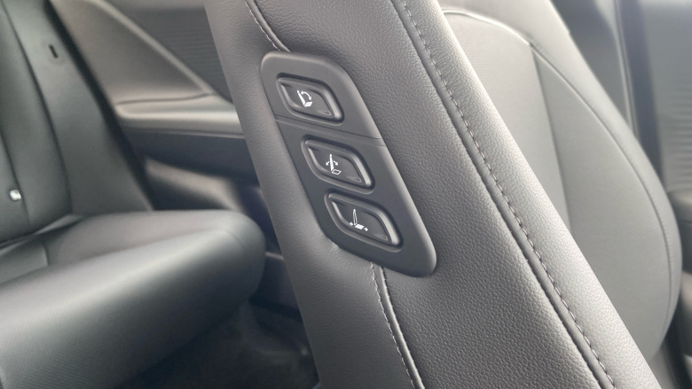 Hyundai IONIQ 6 168kW Ultimate 77kWh 4dr Auto Electric Saloon